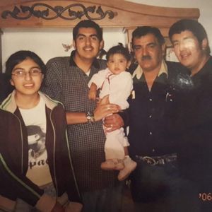 Meet your Posher, Yesenia